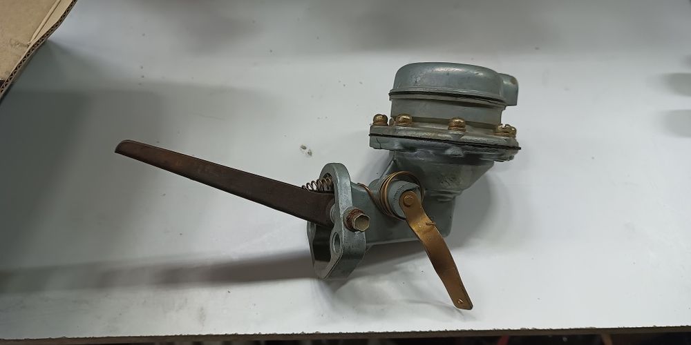 Бензонасос Б9Д,Газ-53 ,газ -66