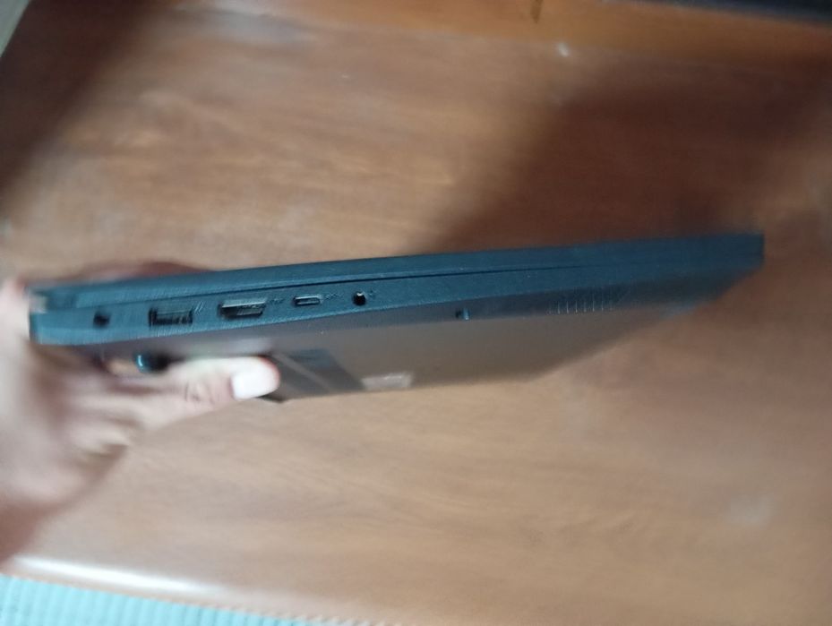 Lenova V15  256 GB Ideal holatda