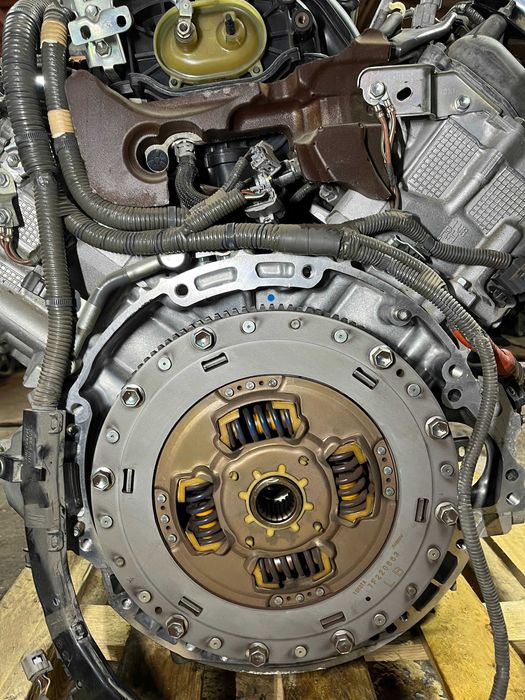 Двигатель Toyota 2UR-FSE V8 5.0