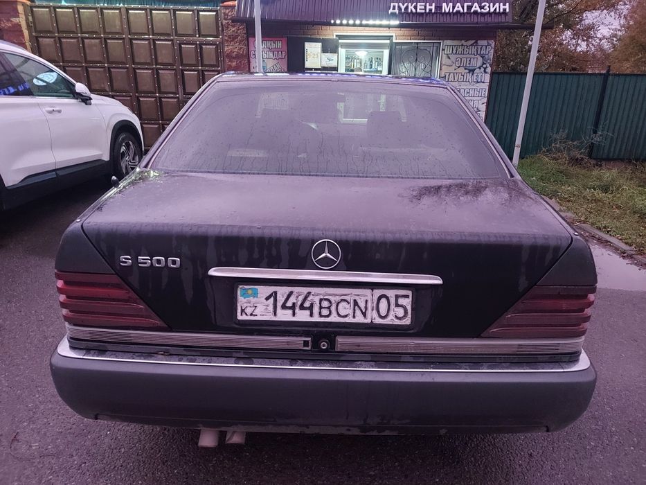 Продам Мерседес 140