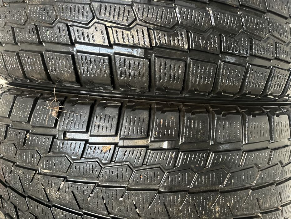 Шины зимние 235/55/r19