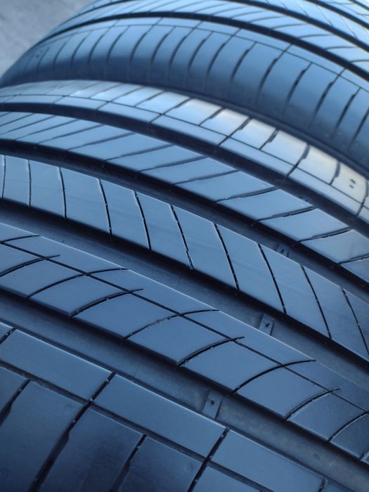 Почти нови 2бр.255/45/18 Hankook S2 A/S dot2723