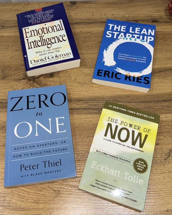 15 книг на английском вместе/15 ta kitob ingliz tilida bir qo’lga