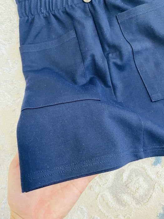 Продам школьную форму девочке 128 размер