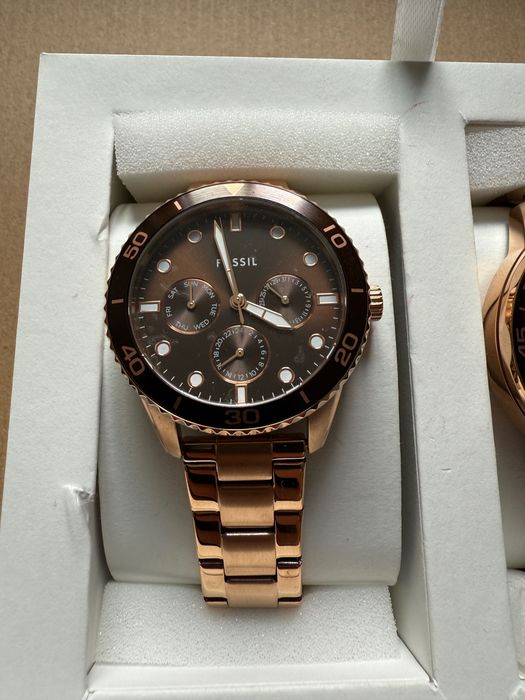 Set ceasuri cuplu Fossil BQ2827SET, nou cu etichetă, cutie cadou