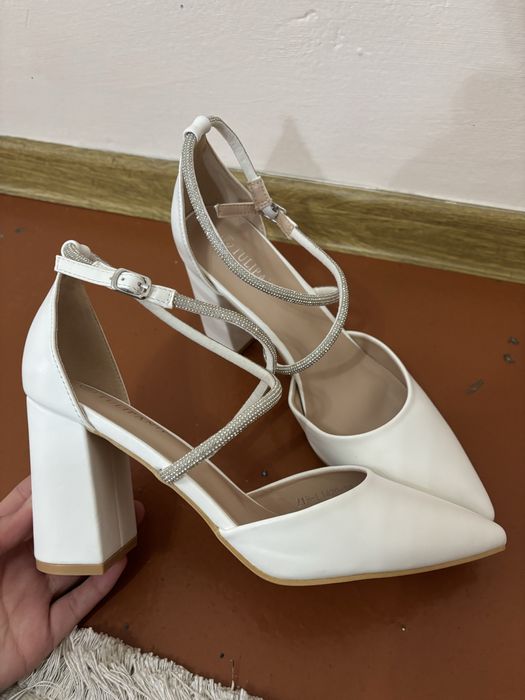 Туфли новые по выгодном цене