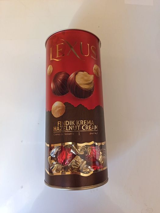 Praline cu crema de alune de pădure