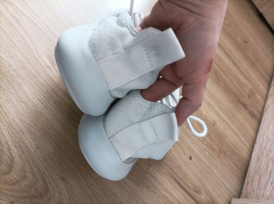 Tenisi damă H&M mărimea 36