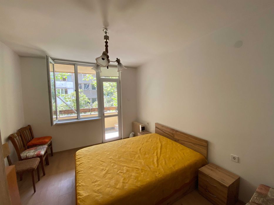 Продава се Тристаен апартамент в Русе, Център - 80 кв.м за 1925 €/кв.м - Снимка #4