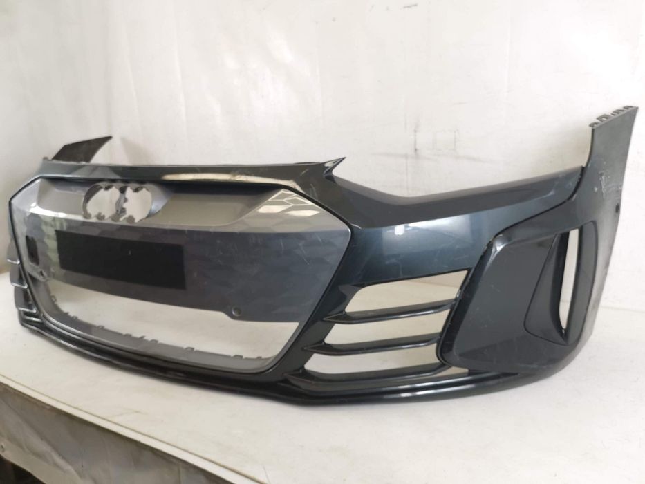 Предна броня Ауди Q4 е-трон / Audi Q4 e-tron 1 GT RS Оригинална, в доб