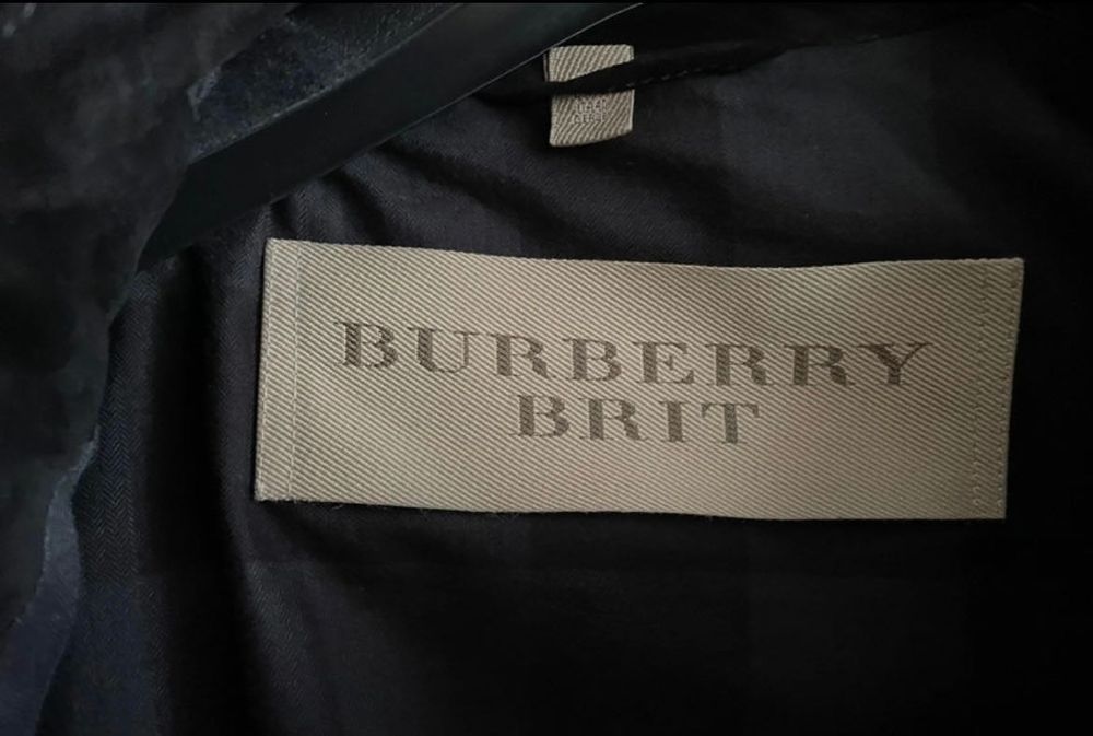 Geaca piele intoarsa  Burberry vintage unicat