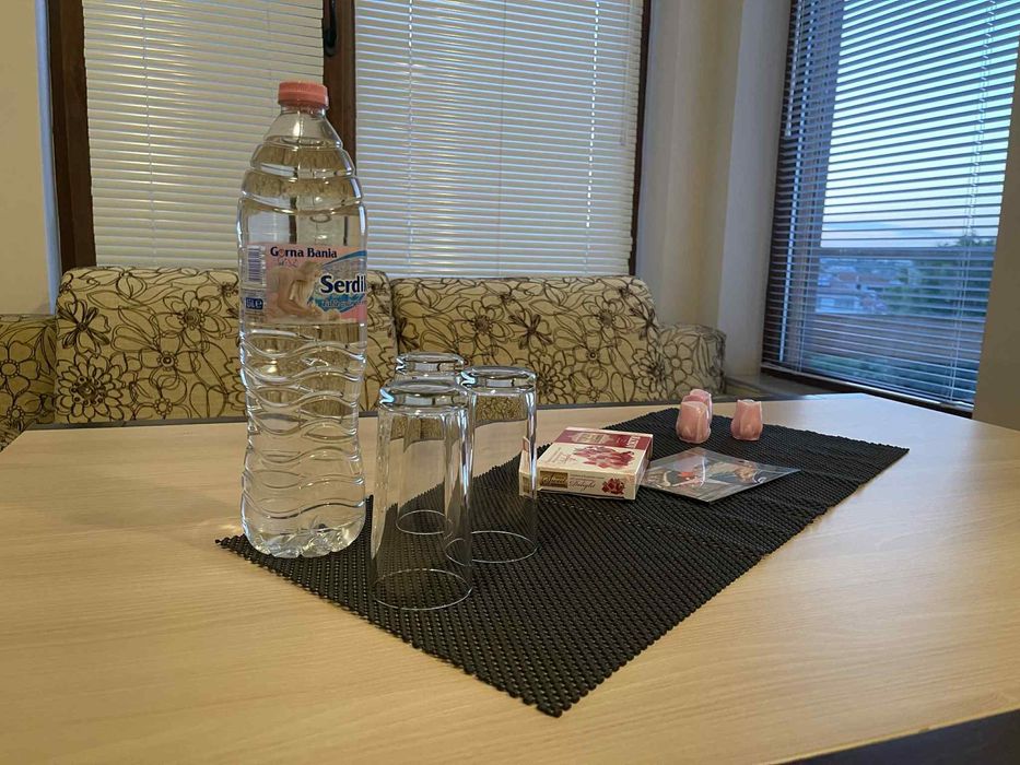 Дава се под наем Двустаен апартамент в Бяла - 50 кв.м за 280.5 € - Снимка #3