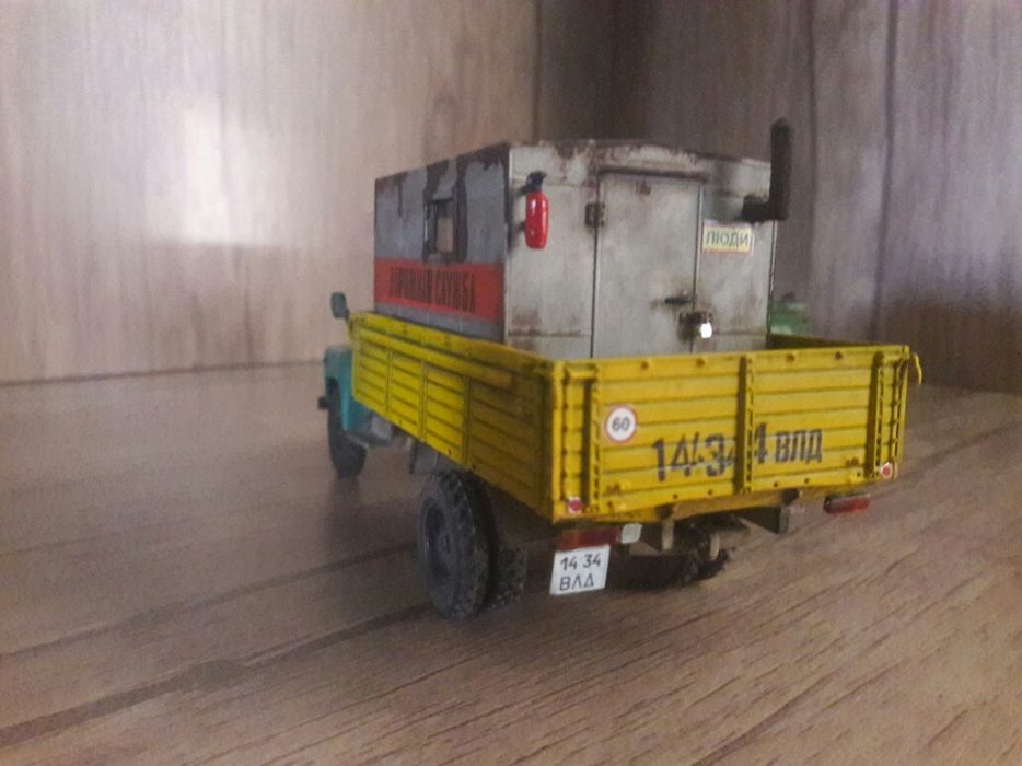 Продам коллекционную модель ГАЗ 53 А