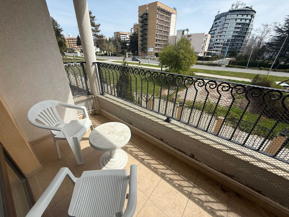Продава се Едностаен апартамент в к.к. Слънчев бряг - 47 кв.м за 695 €/кв.м - Снимка #5