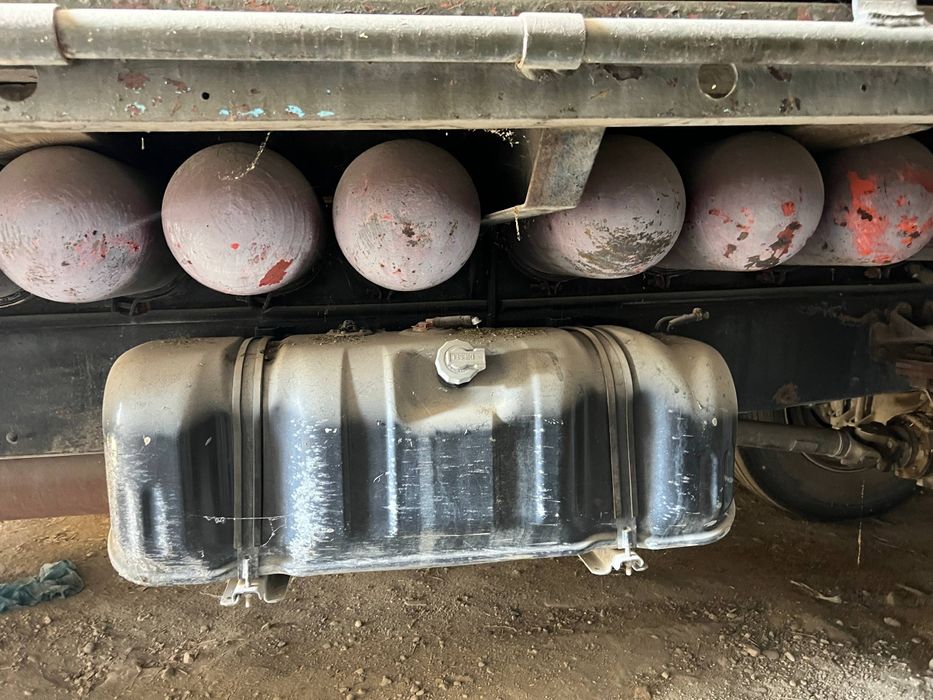 Zil bortovoy balandligi 1,80 uzundligi 5,20 m