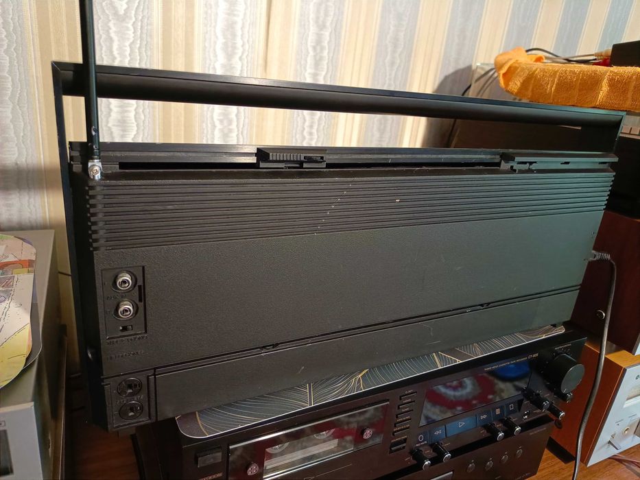 Магнитола Bang&Olufsen Beosystem 10