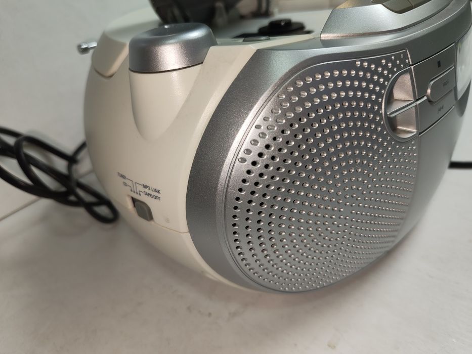 Радио СД Филипс/Pilips