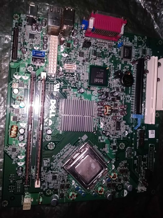 Kit complet Placa de baza Dell OptiPlex + Sursa + 4GB RAM + Cooler