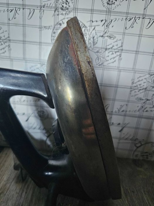 Продам утюг рабочий