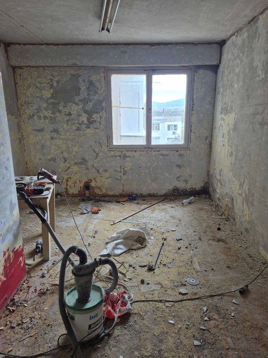 Продава се Тристаен апартамент в Търговище, Център - 80 кв.м за 950 €/кв.м - Снимка #7