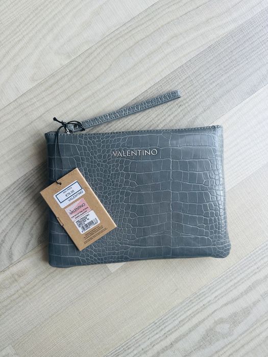 VALENTINO Conscious Re Soft Cosmetic Case