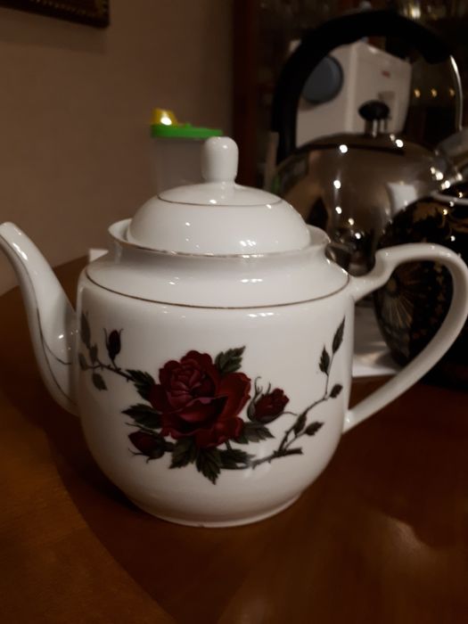 Заварник фарфоровый