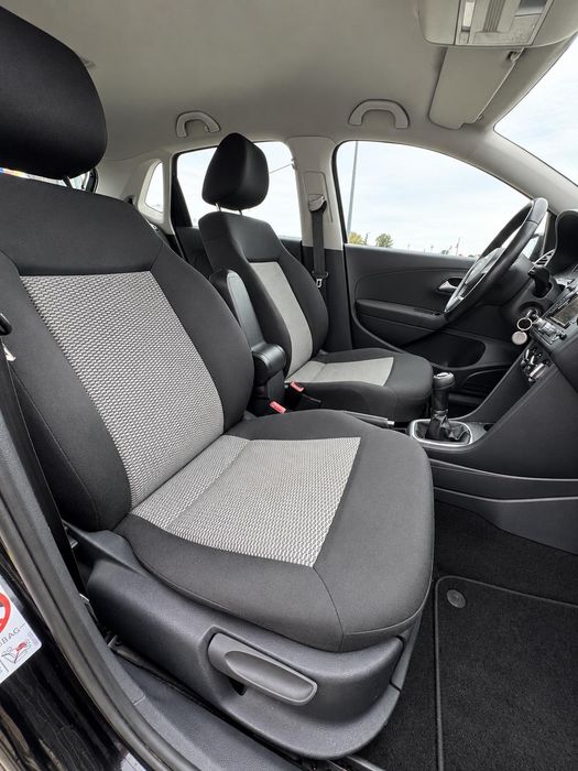 VOLKSWAGEN Polo 2012 — imagine 4
