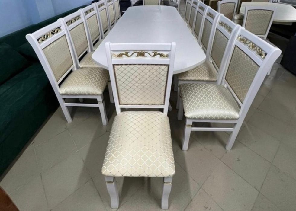 Продам стол со стульями 12 шт