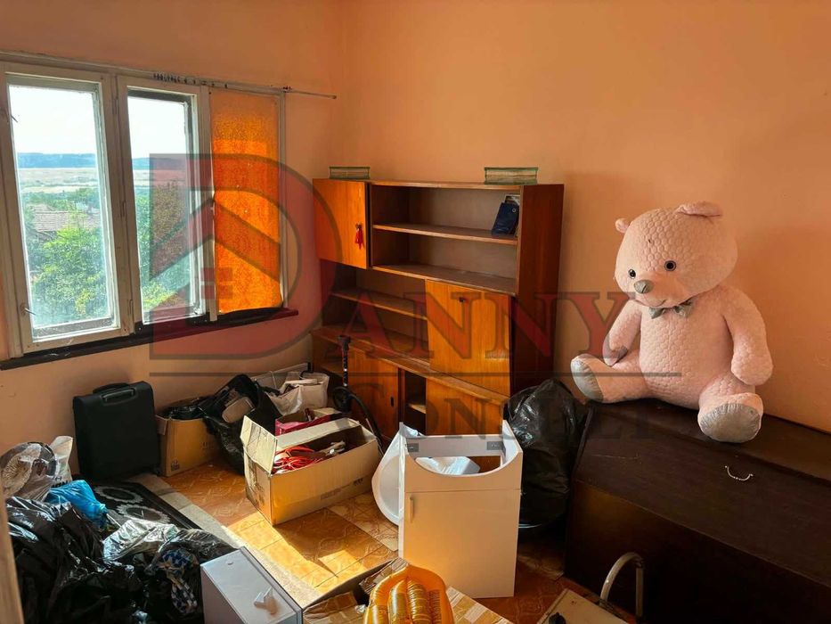 Едноетажна къща за продажба в гр. Сухиндол