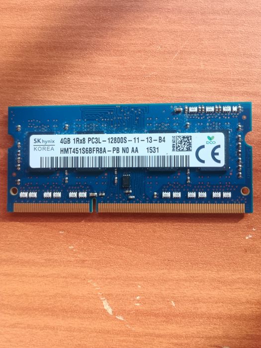 Memorie DDR3 4GB laptop in stare bună.