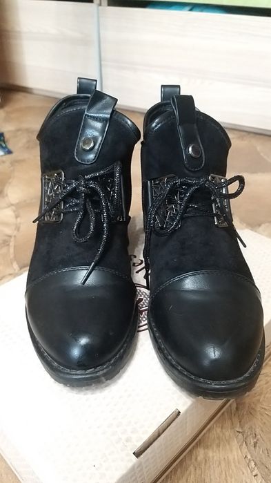 Женская обувь размер 36