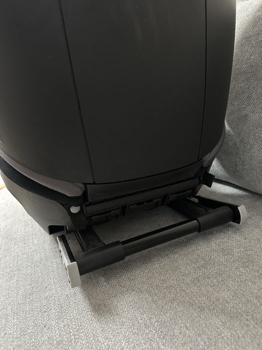 Продам автокресло cybex juno mfix