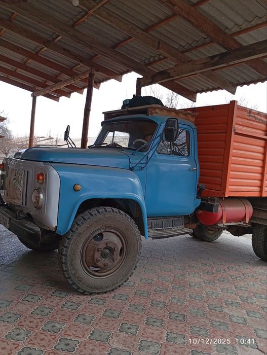 Gaz 53 srochniy sotiladi 1989 yil ishga tayyor kelishilgan narxda soti