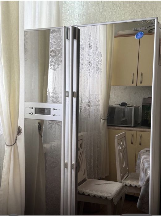 Холодильник Samsung Side-by-Side