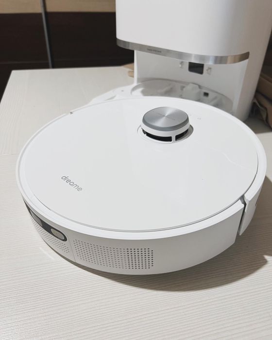 Продам робот пылесос