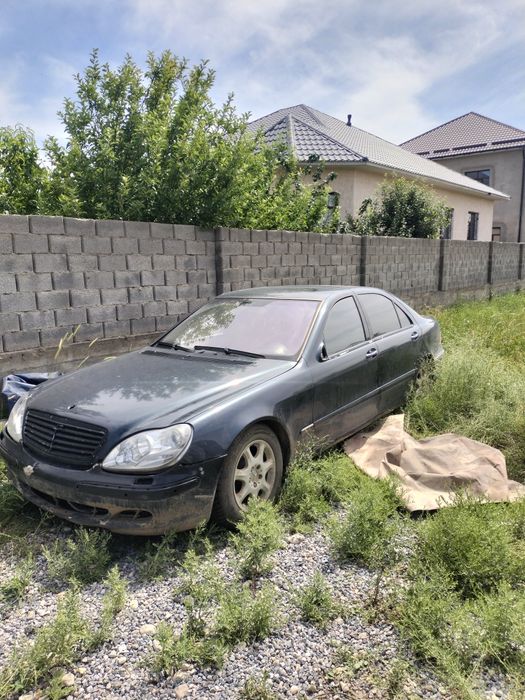 на разбор мерседес S500