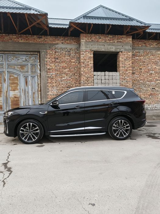 Jetaur x70plus vehicle