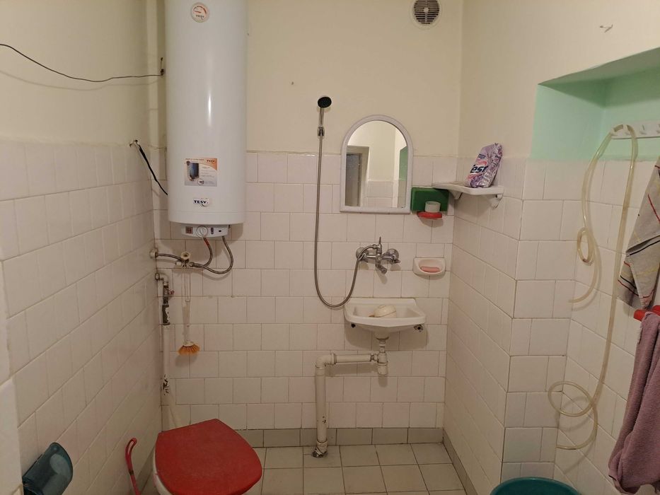 Продава се Тристаен апартамент в Плевен, 9-ти квартал - 95 кв.м за 895 €/кв.м - Снимка #10