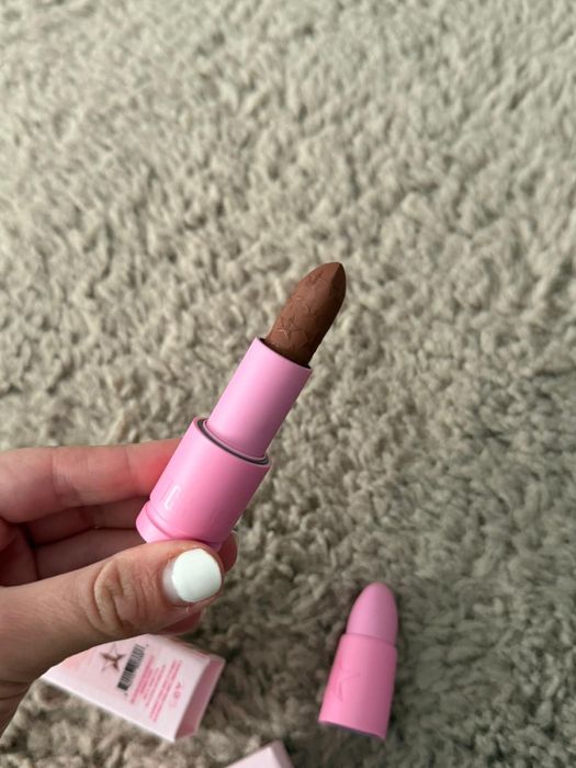 jeffree star cosmetics velvet trap ruj culoare man down