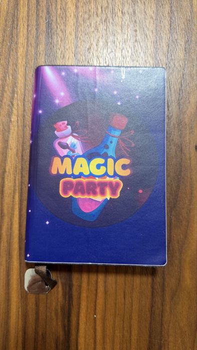 Блокноты новые.