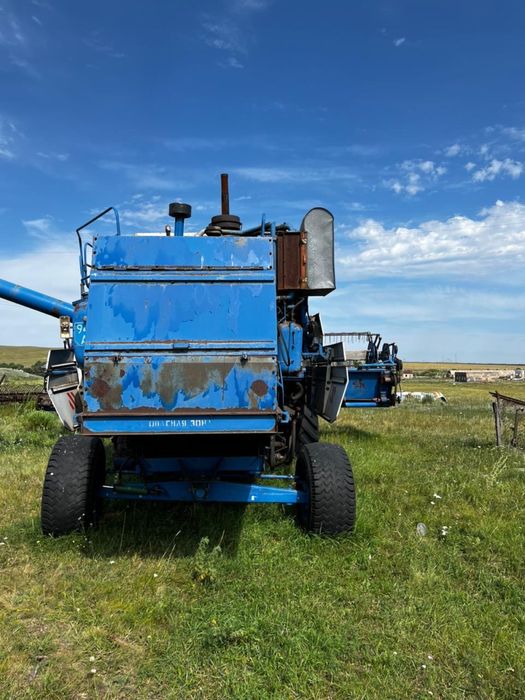 Срочно! Продам комбайн. Есть Торг.