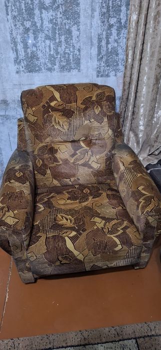 Продам 2 кресла 5000 тг