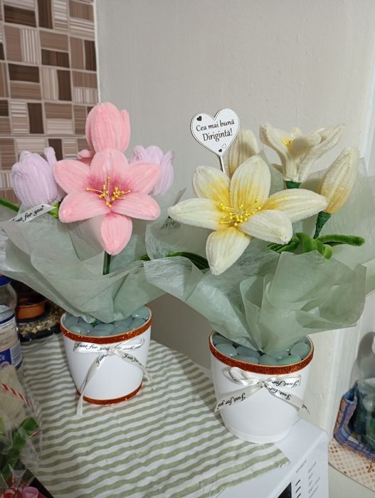 Buchete flori handmade din sârmă plușată 
Nu se ofilesc niciodată și