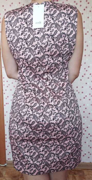 Продам платье на девушку