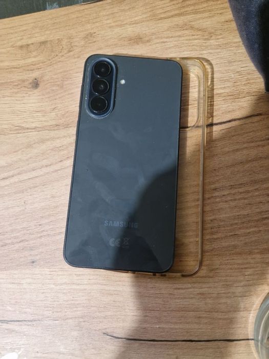 Samsung A37 Спешно