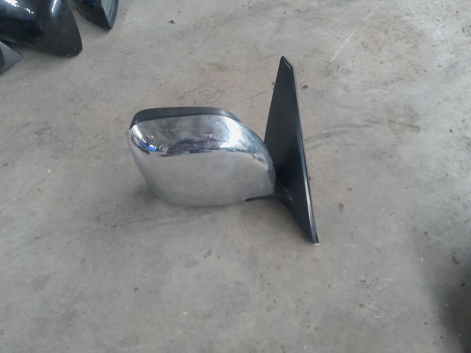 Oglinda dreapta mitsubischi pajero 2004