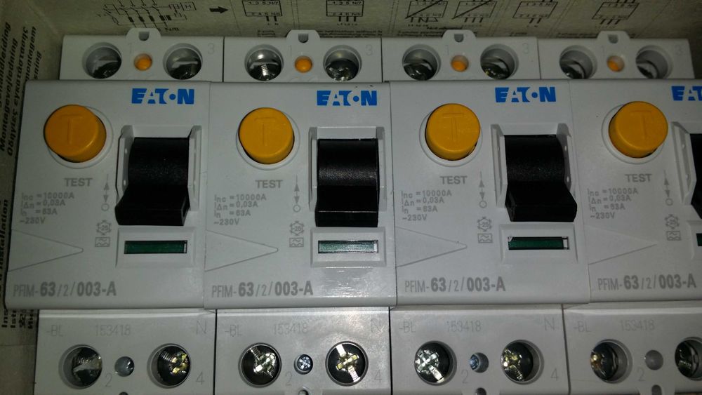 Diferentiale RCCB, RCBO 2, 4 poli, 30mA, 100mA, 300mA 10kA Eaton noi