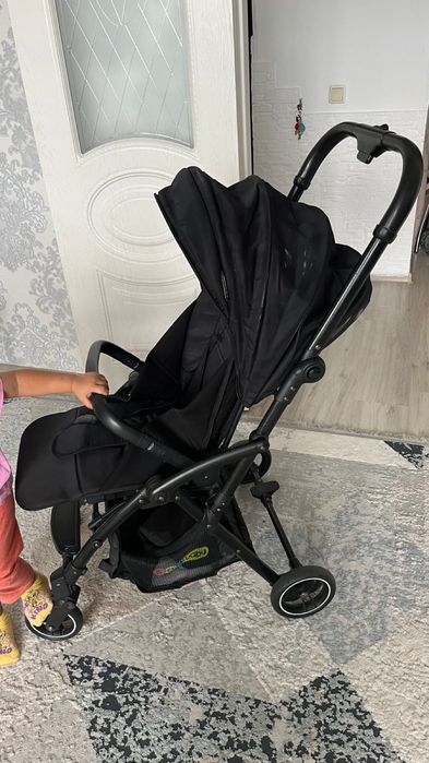 Срочно продаю коляску