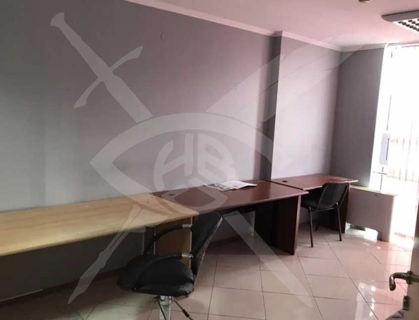 Дава се под наем Офис в Пловдив, Център - 70 кв.м за 498.27 € - Снимка #1