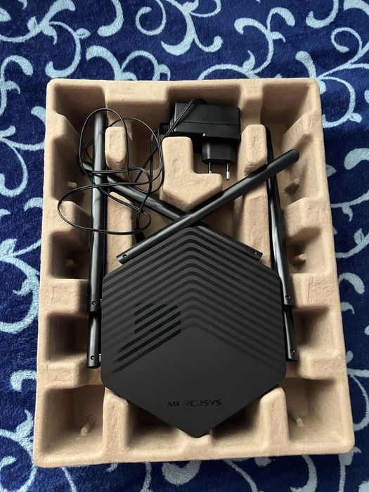 Router Wireless Dual Band Gigabit Mercusys MR50G AC1900